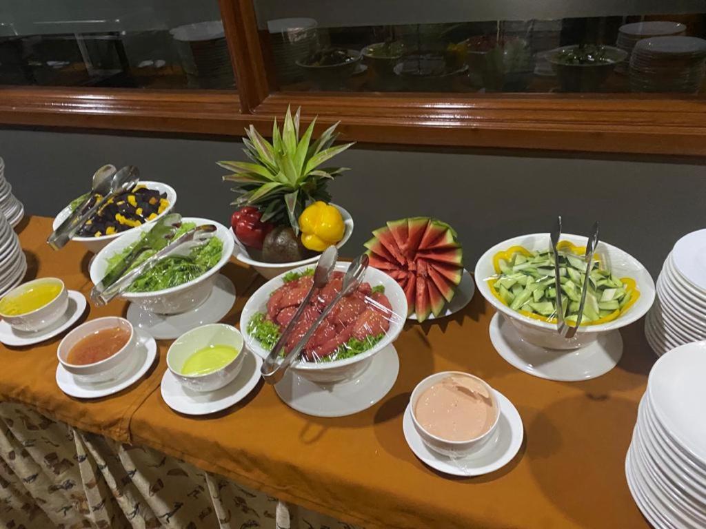 Summit Lodge Marombosa 외부 사진